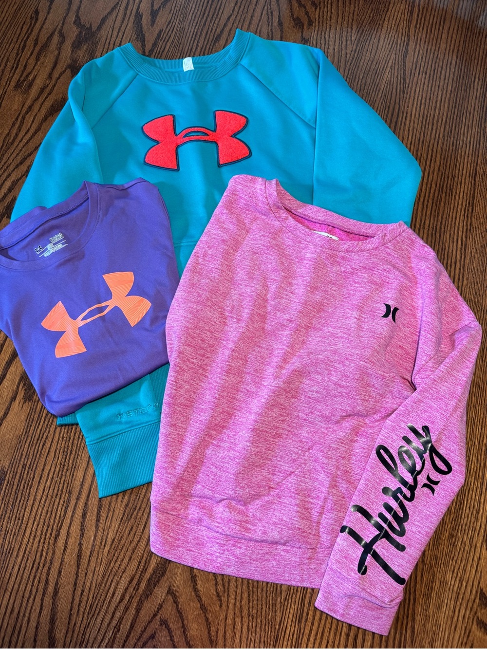 2 Under Armour and 1 Hurley Top YL